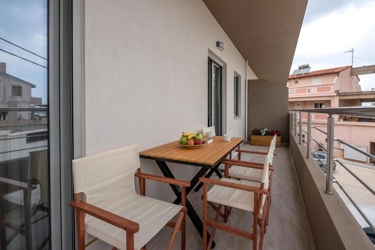 Appartamento Romanza Kavros Paralia Kourna Esterno foto